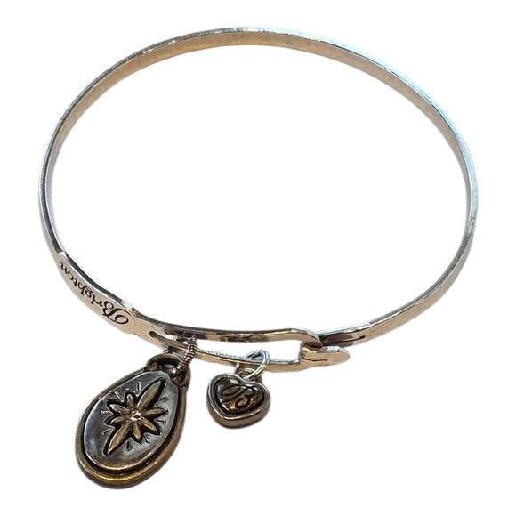 Brighton Art & Soul Joy To The World Silvertone Bangle - Picture 1 of 6